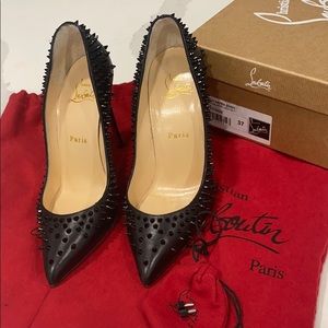 *SOLD* Authentic Louboutin - Escarpic 100 Nappa